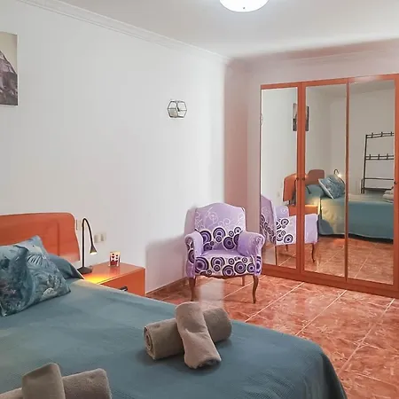 Guestready - Mis Tres Sentidos * Arinaga
